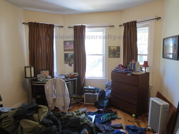 44 Easton St, Allston