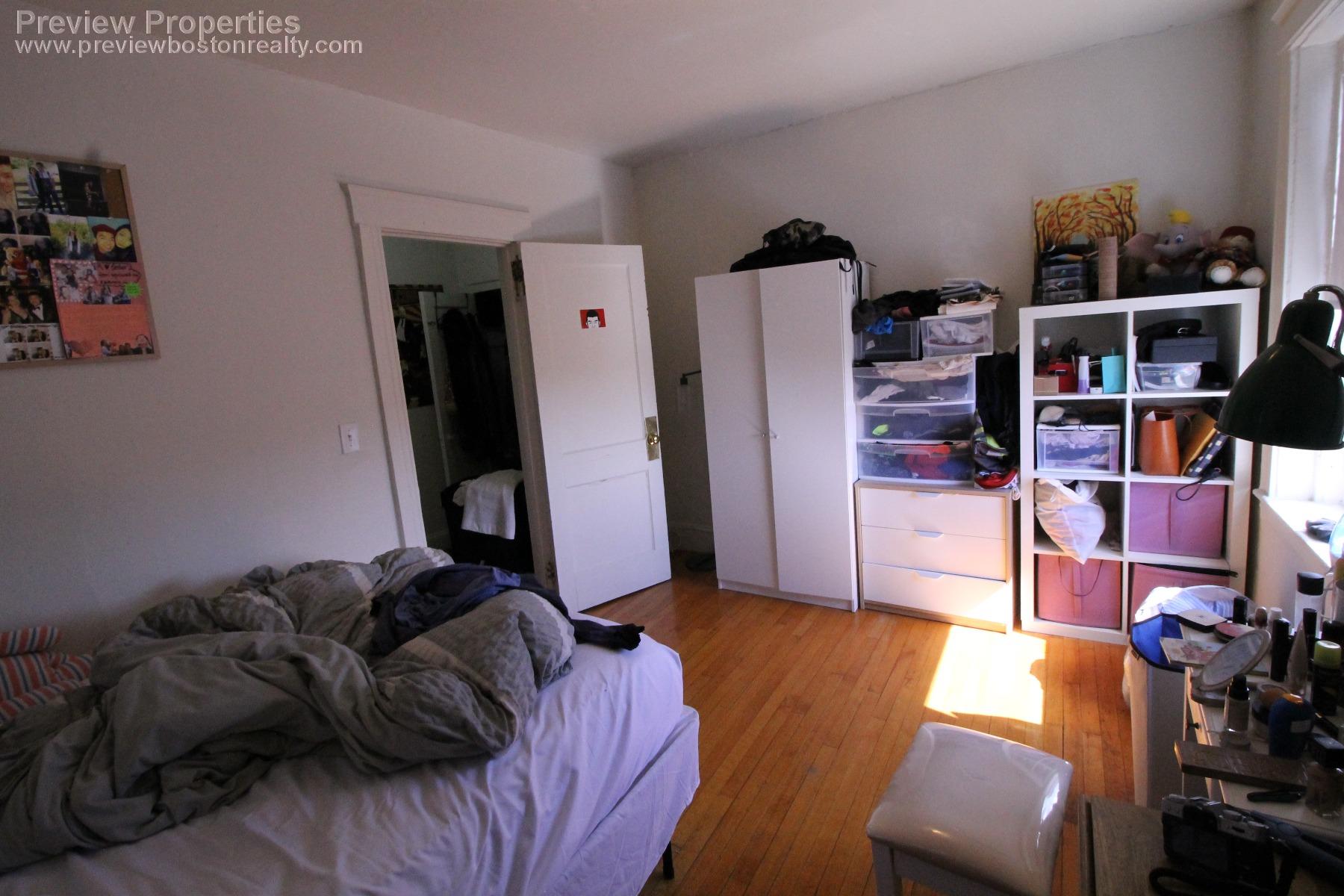 88 Washington St, Brighton