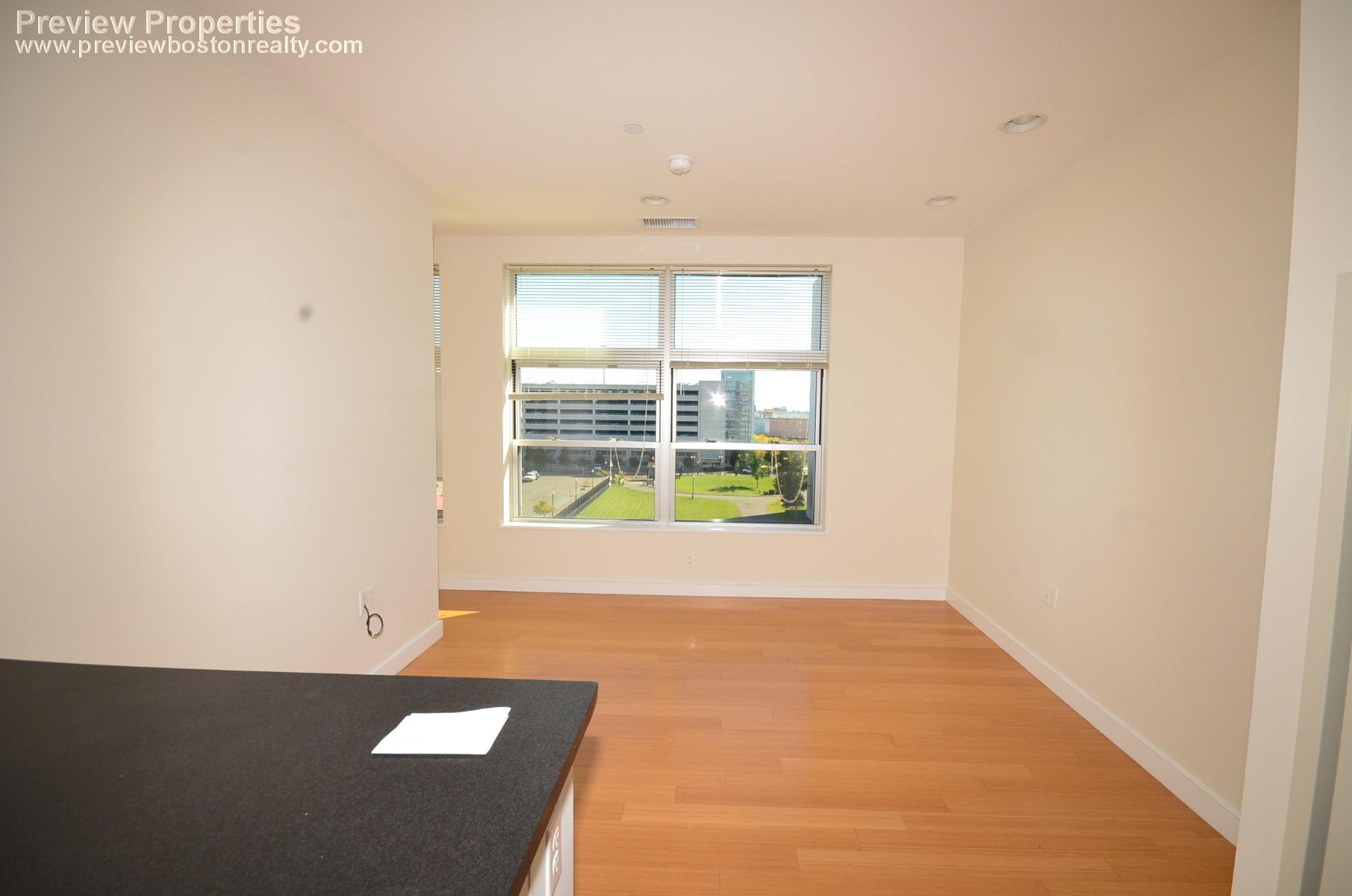 602 Albany St, South End