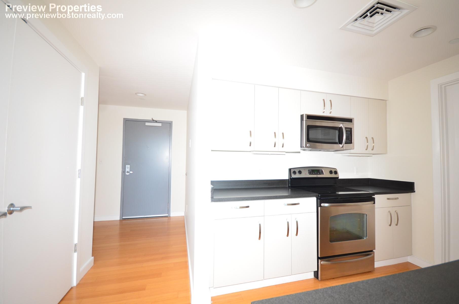 602 Albany St, South End