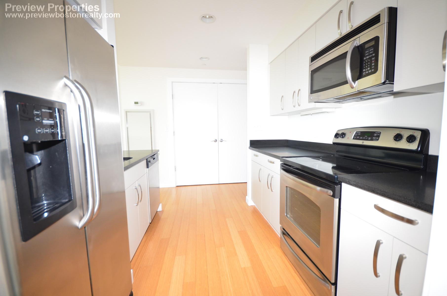 602 Albany St, South End