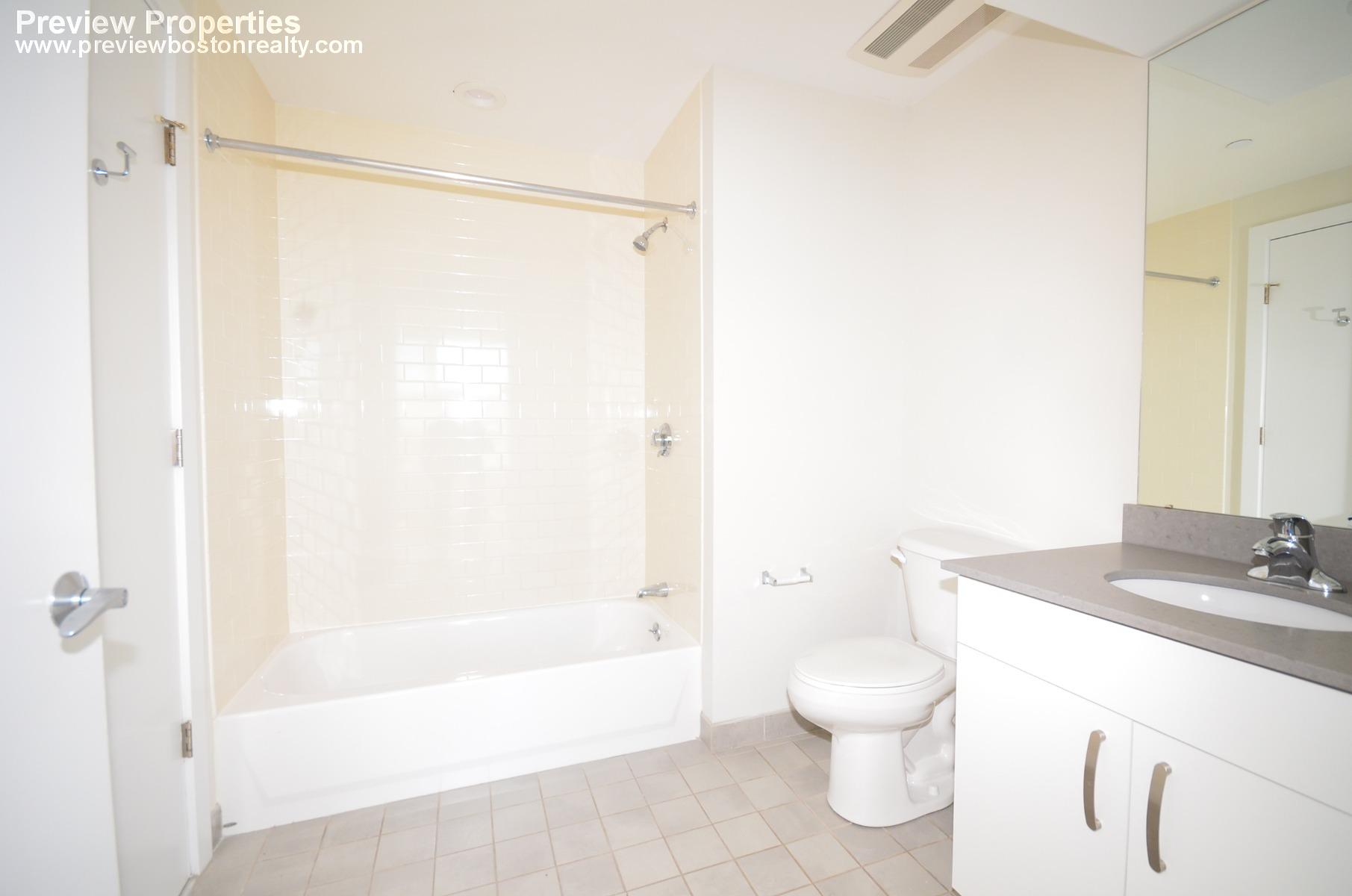 602 Albany St, South End