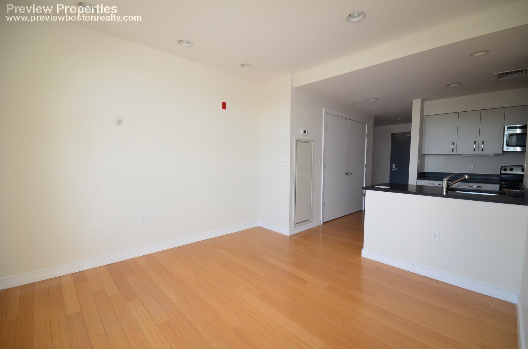 602 Albany St, South End