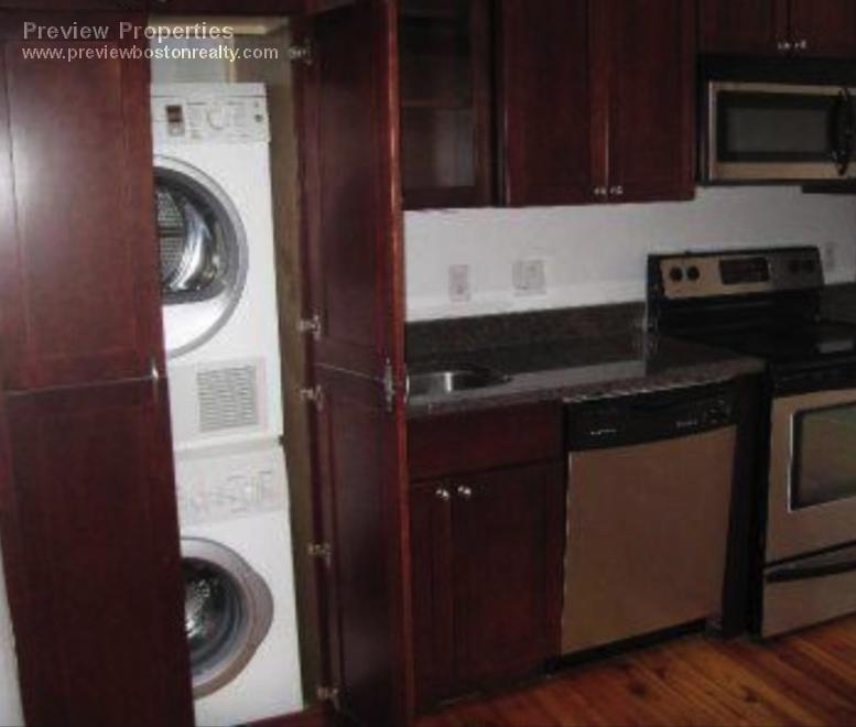 600 Columbia Rd, Dorchester