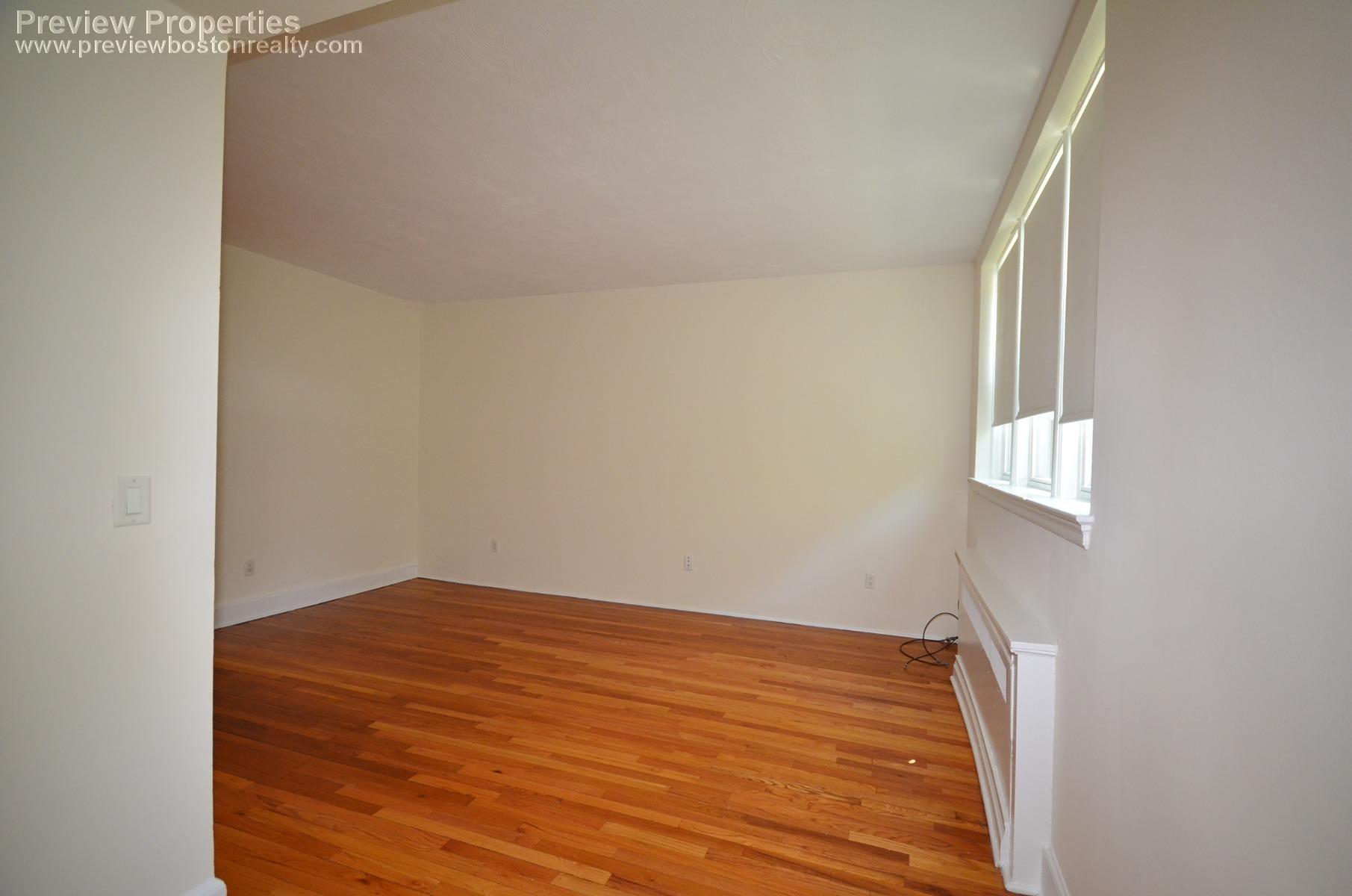 75 Kilsyth Rd, Brighton