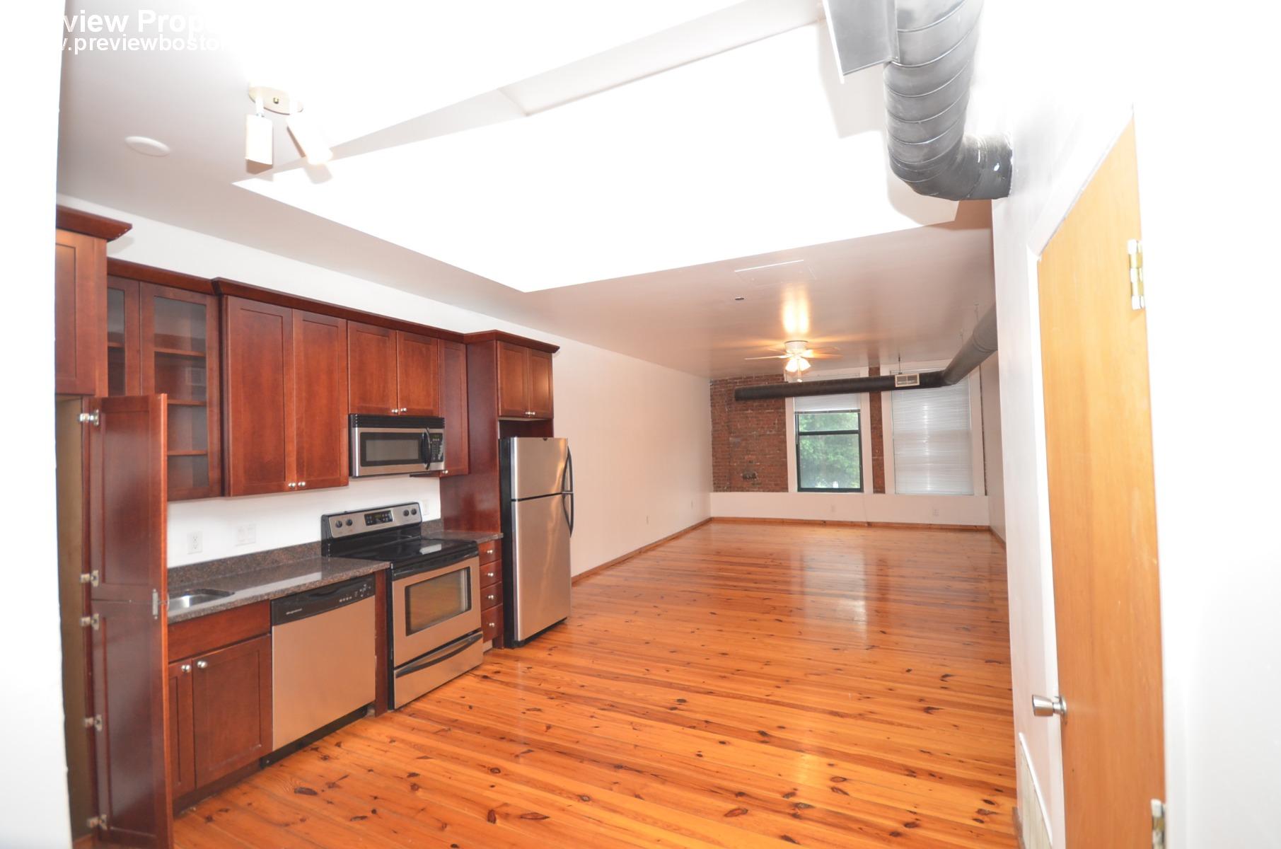 600 Columbia Rd, Dorchester