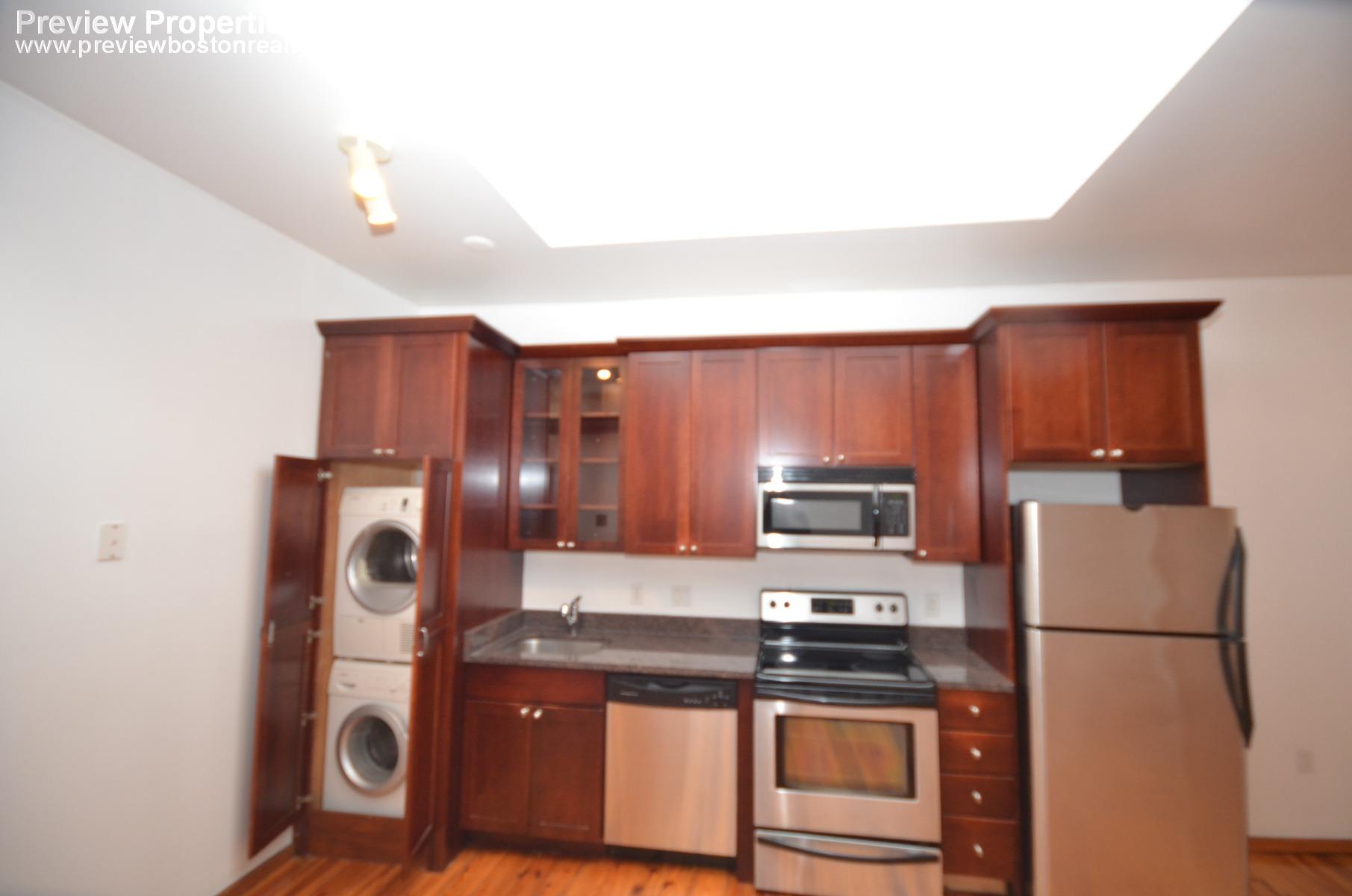 600 Columbia Rd, Dorchester