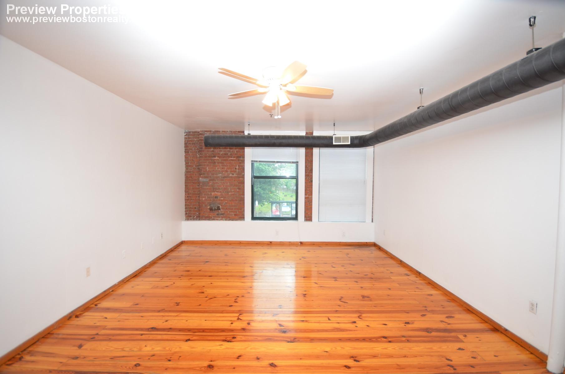 600 Columbia Rd, Dorchester