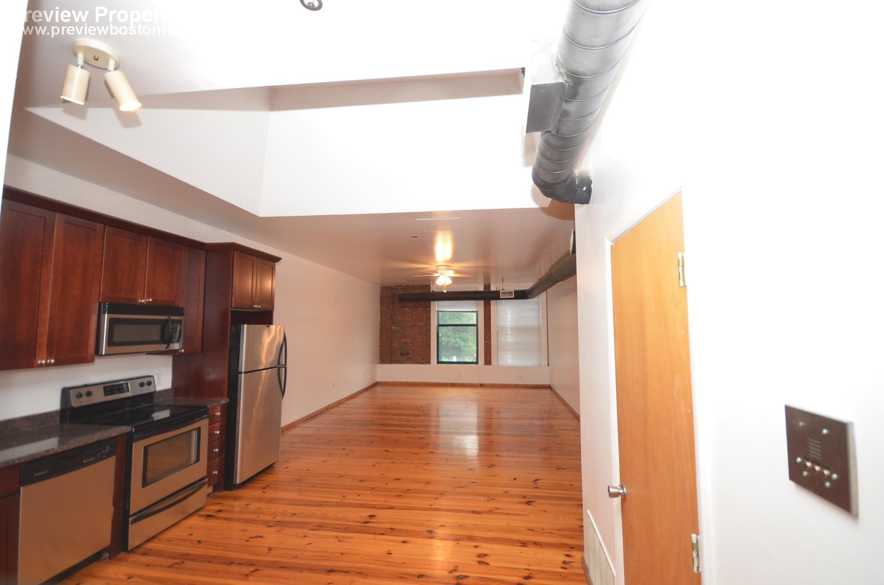 600 Columbia Rd, Dorchester