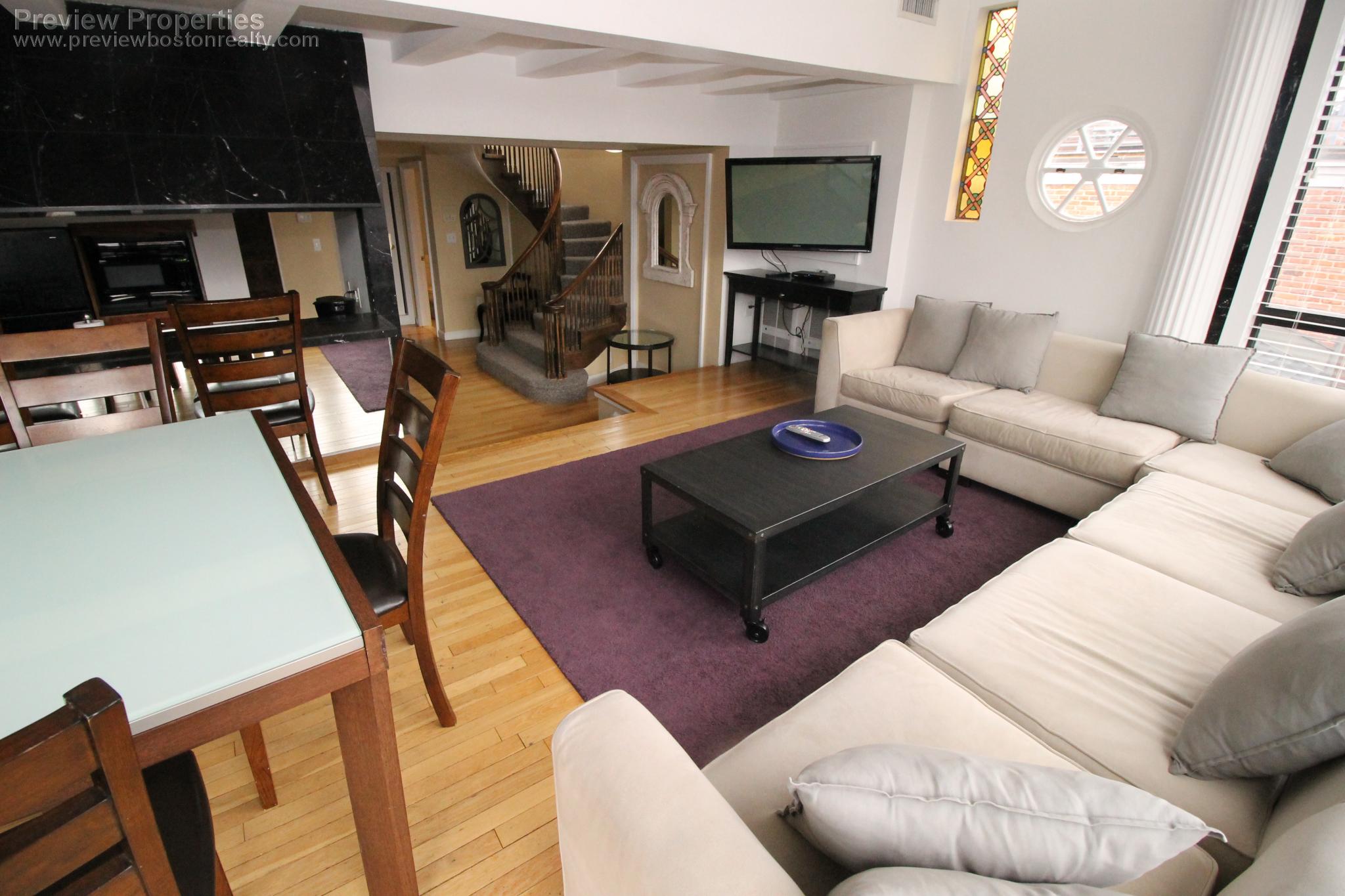 113 Beacon St, Back Bay