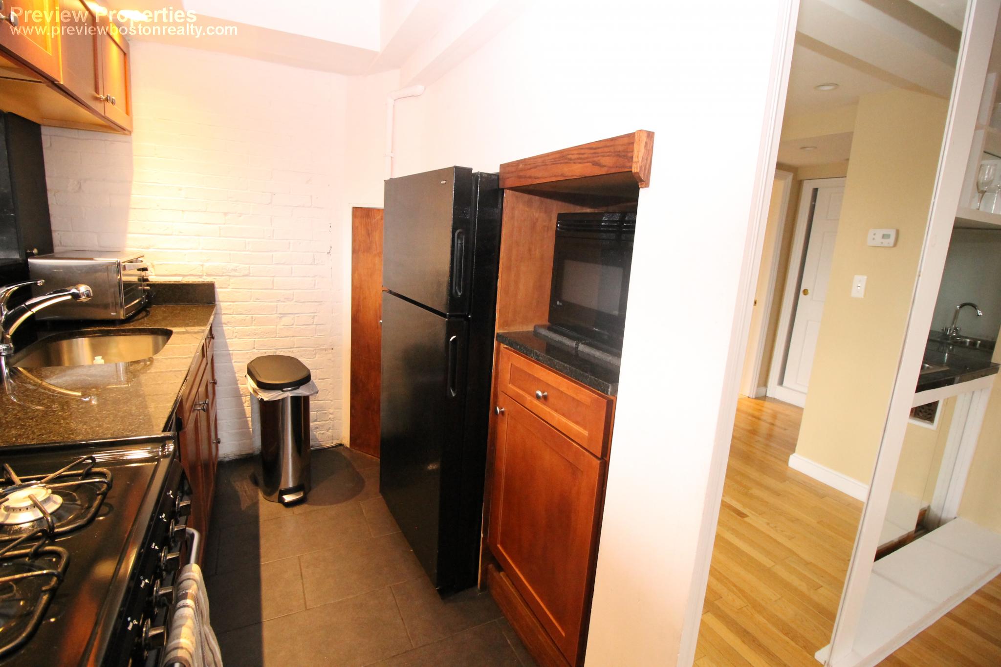 113 Beacon St, Back Bay