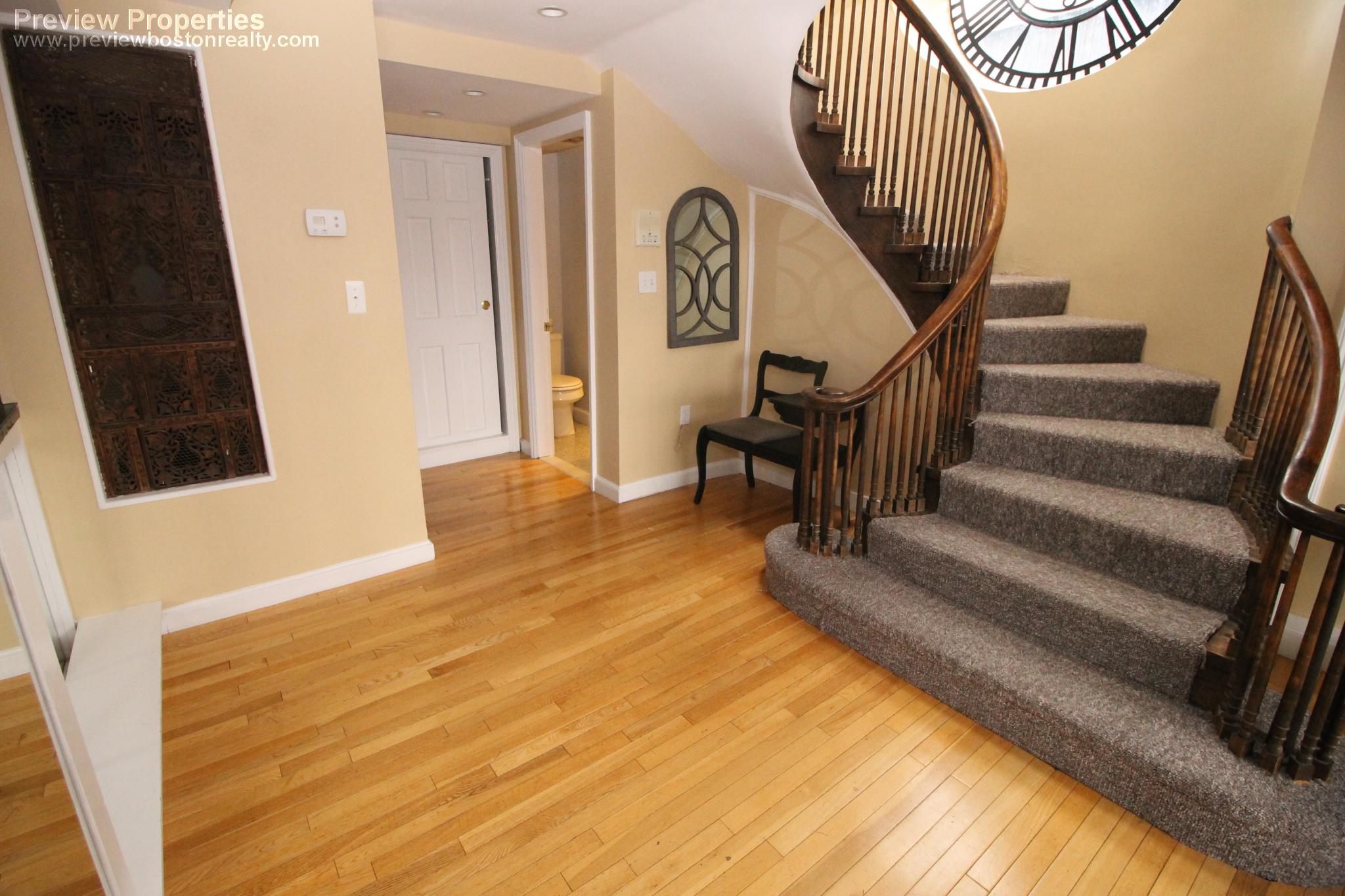 113 Beacon St, Back Bay