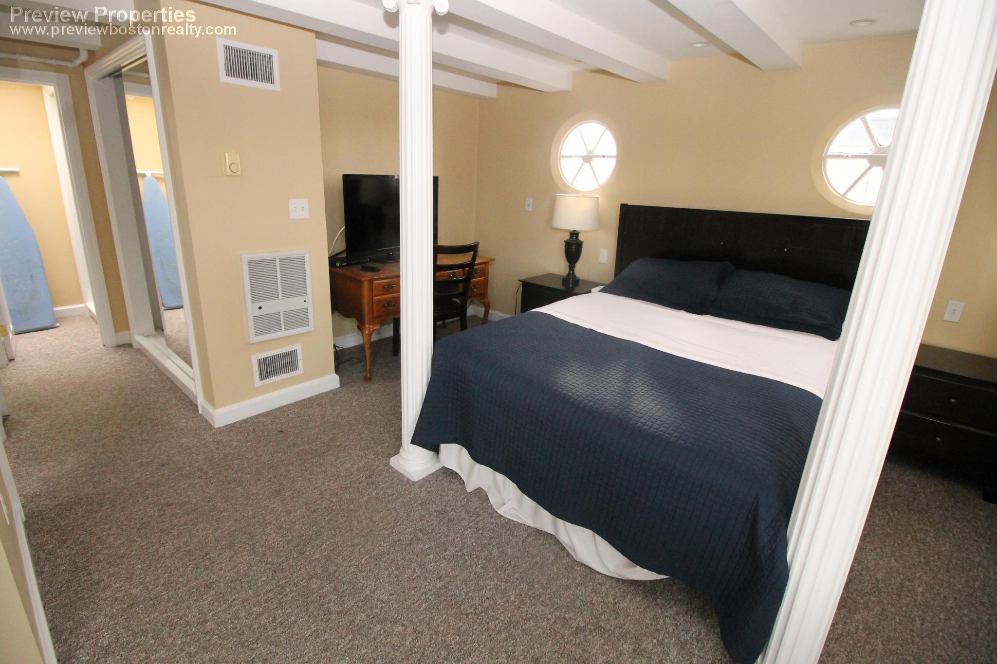 113 Beacon St, Back Bay