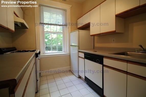 10 Lothian Rd, Brighton