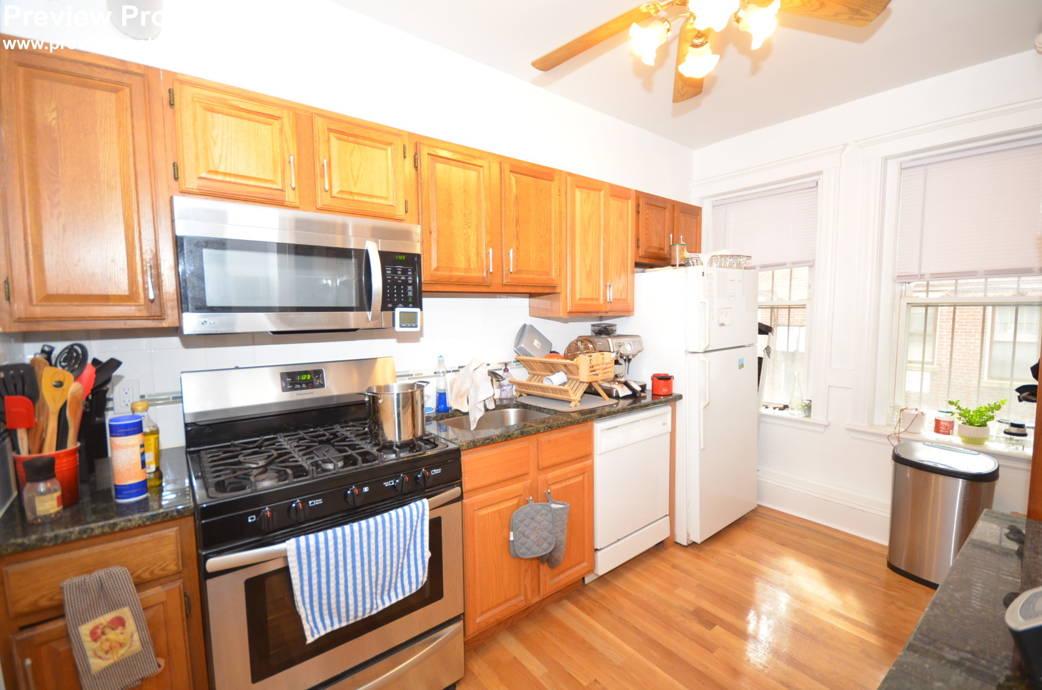 80 Sutherland Rd, Brighton