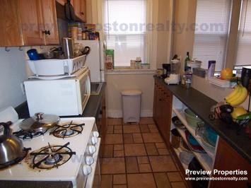 2 bed, 1 bath apartment for rent at 229 Kelton St Unit 4, Allston — photo 1 of 11