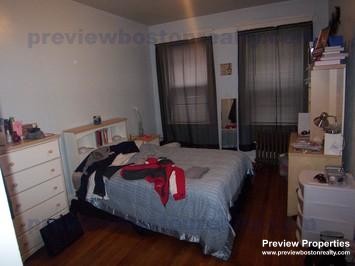 2 bed, 1 bath apartment for rent at 229 Kelton St Unit 4, Allston — photo 10 of 11