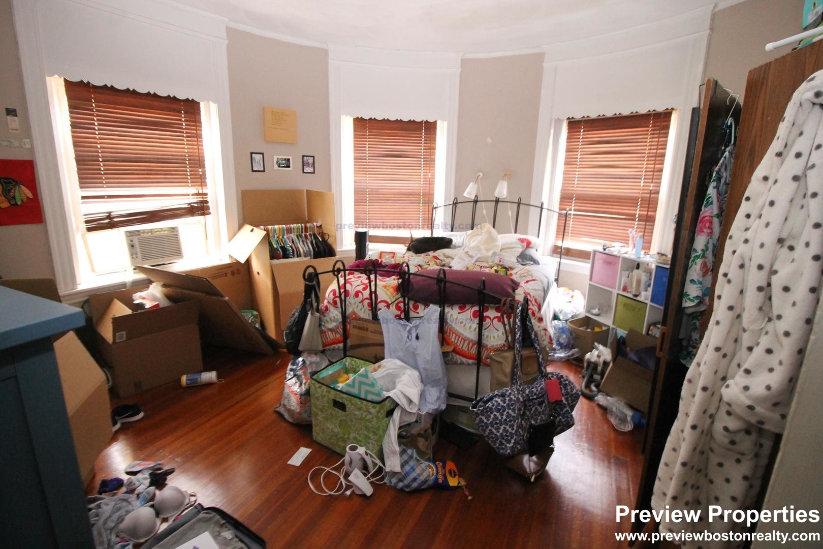 18 Mount Hood Rd, Brighton