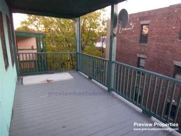 18 Mount Hood Rd, Brighton