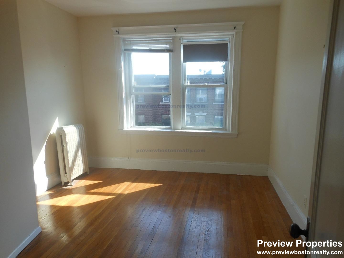 26 Park Vale Ave, Brighton