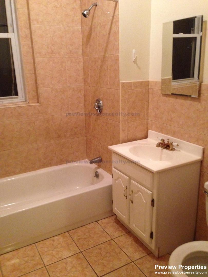 26 Park Vale Ave, Brighton