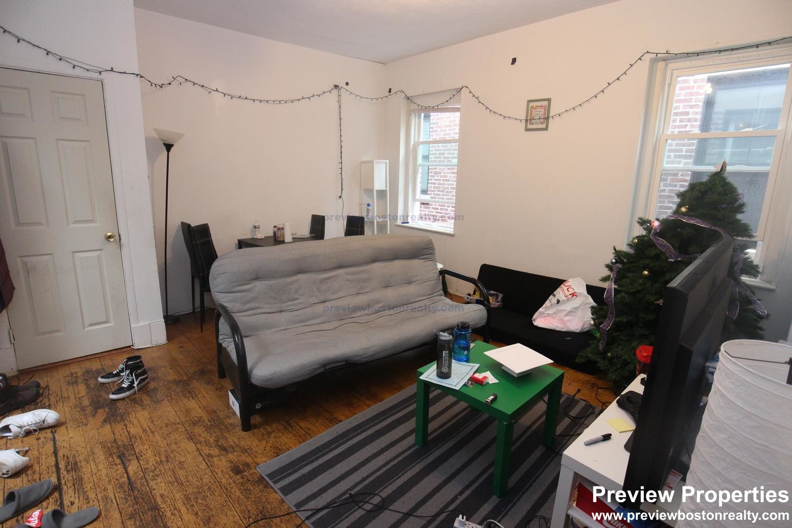 17 Aberdeen St, Fenway