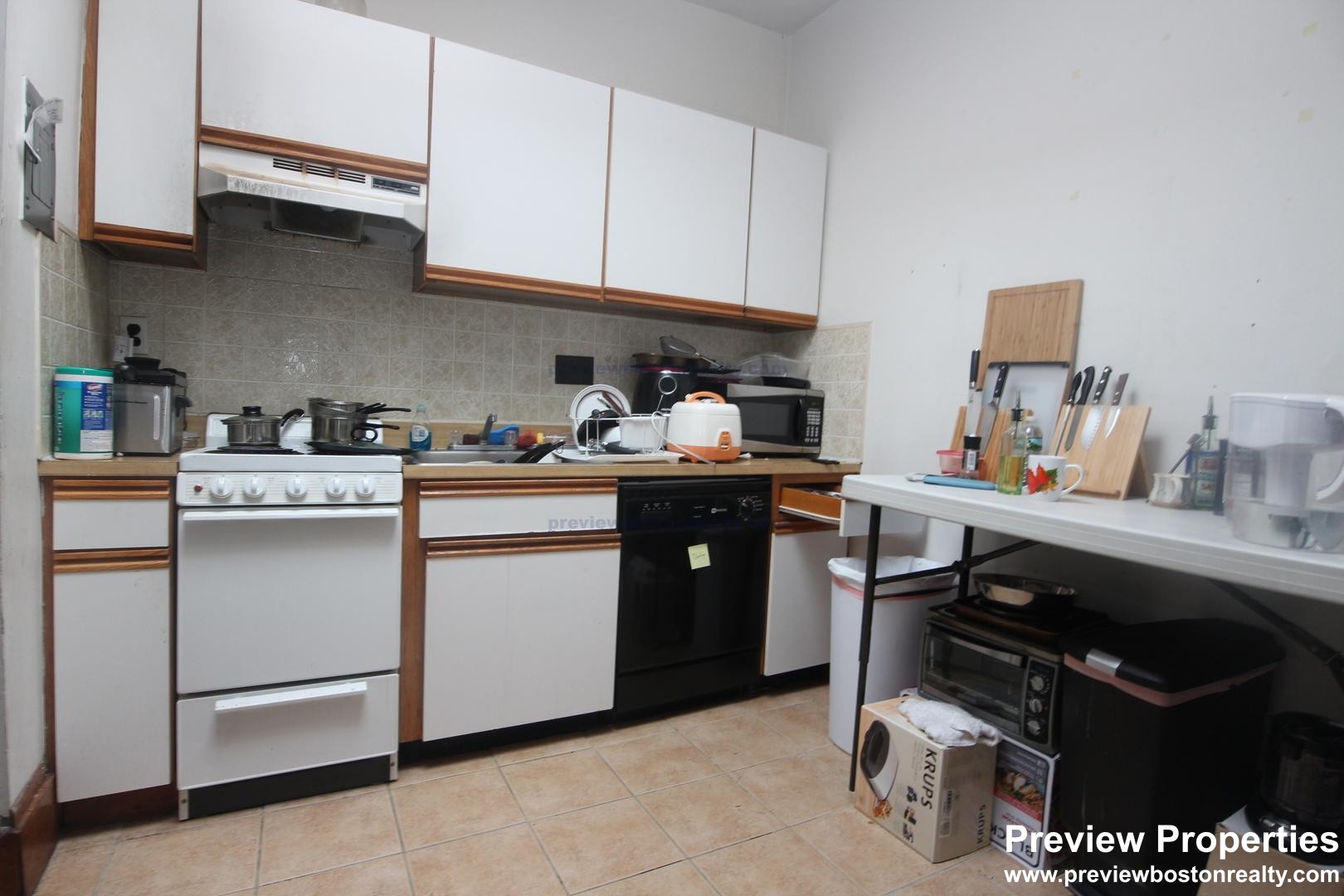 17 Aberdeen St, Fenway