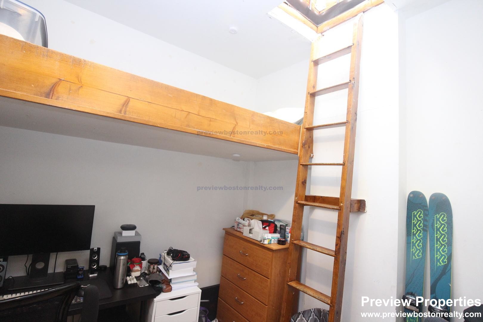 17 Aberdeen St, Fenway