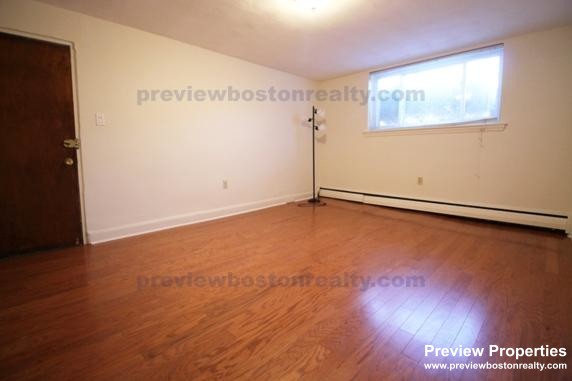 2012 Commonwealth Ave, Brighton