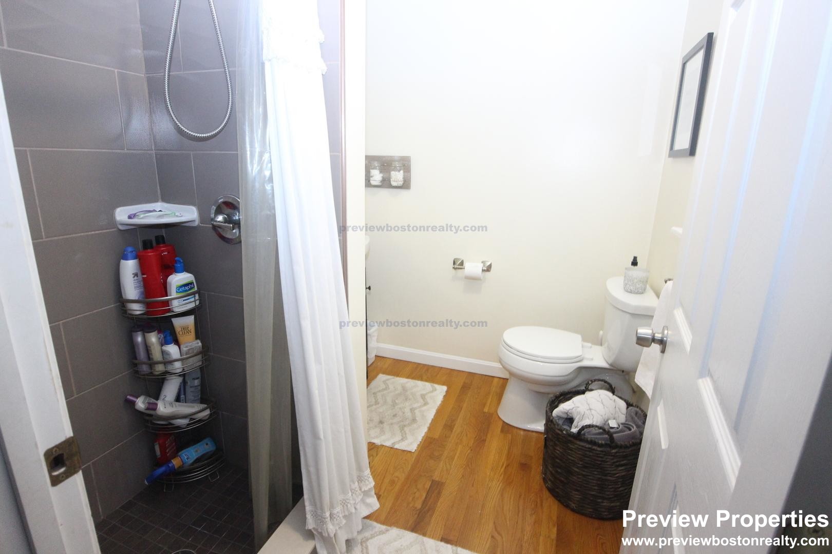 335 Faneuil St, Brighton