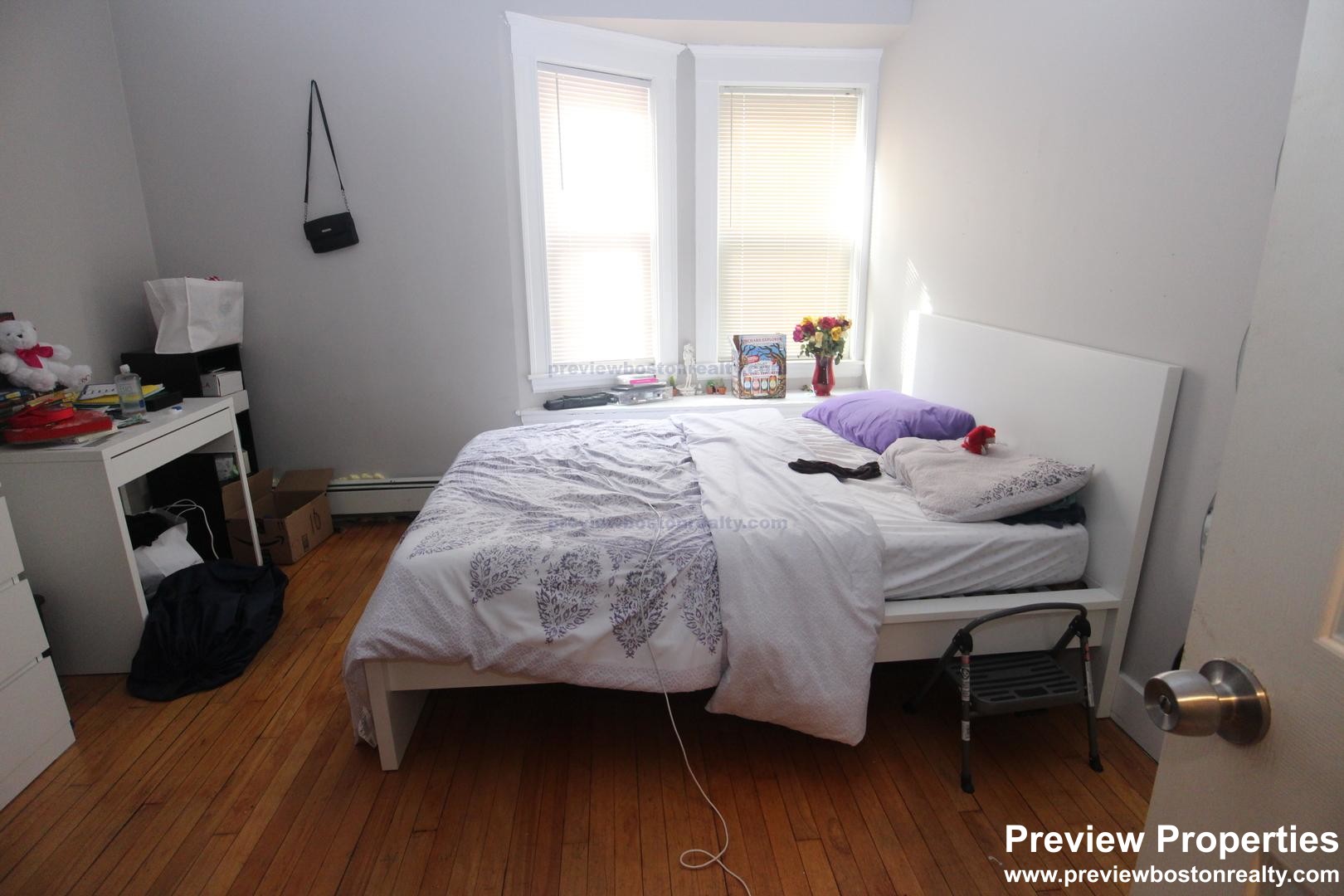 335 Faneuil St, Brighton