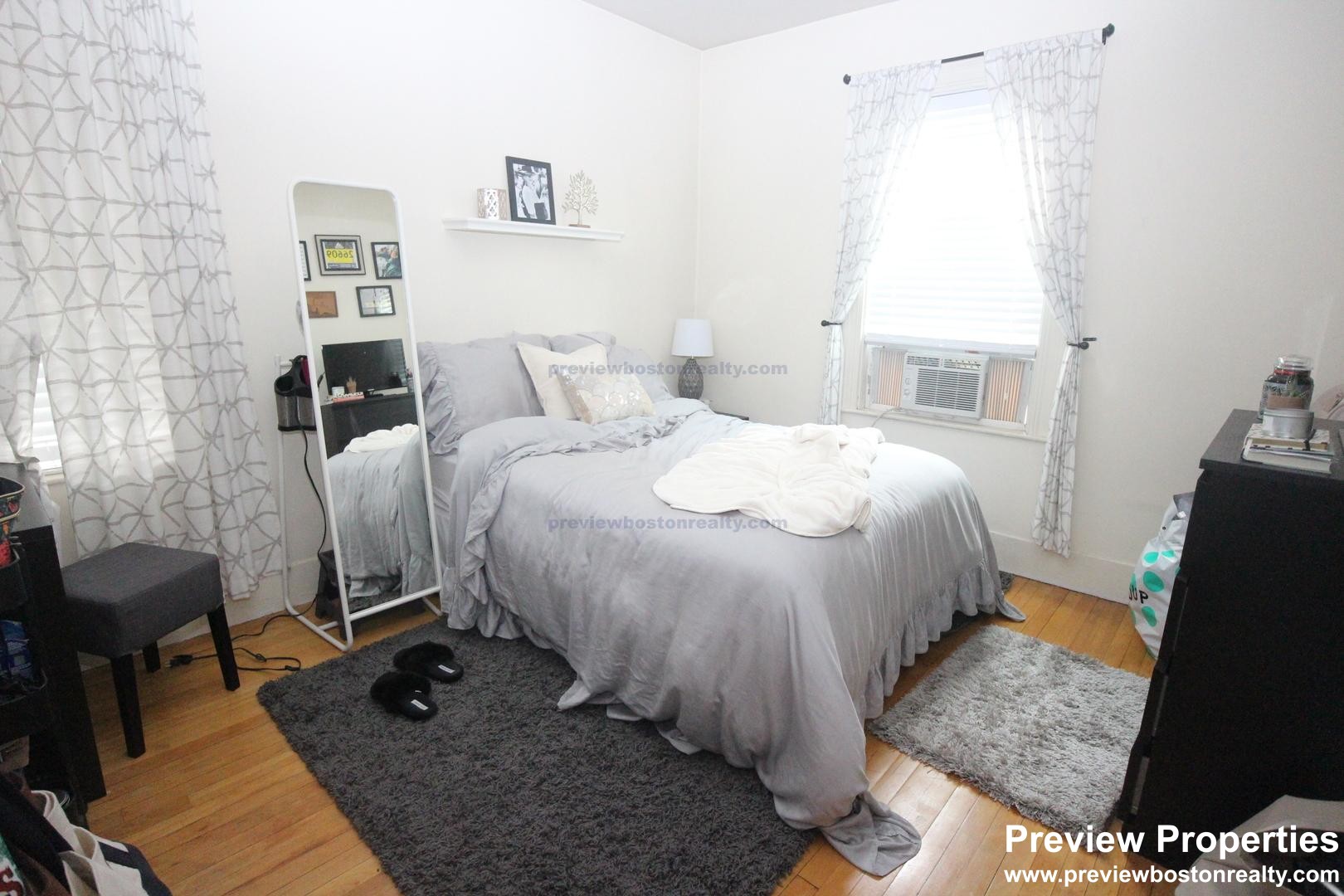 335 Faneuil St, Brighton