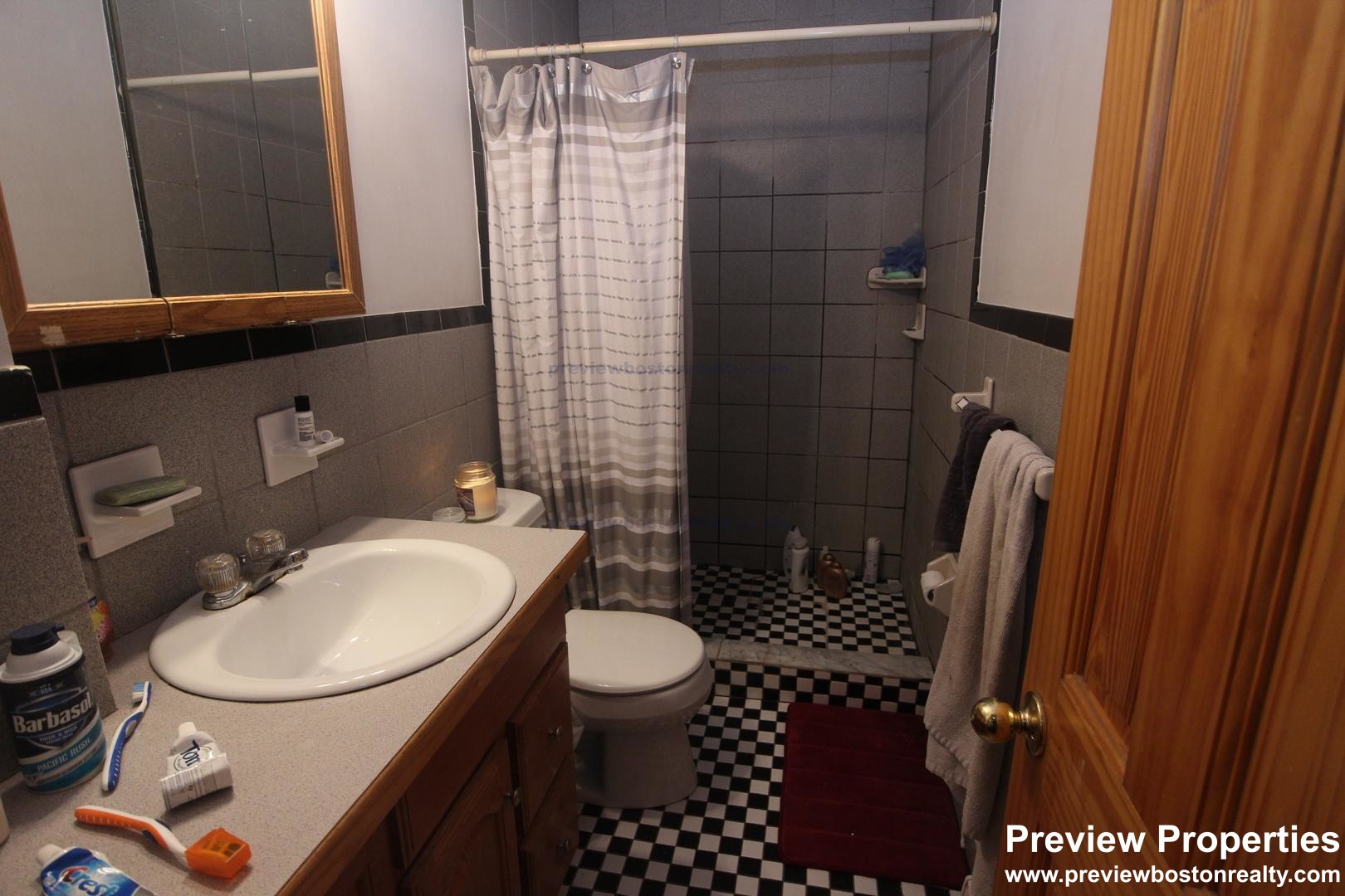 36 Brackett St, Oak Square