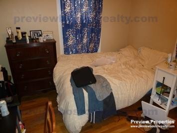 216 Freeman St, Brookline Village