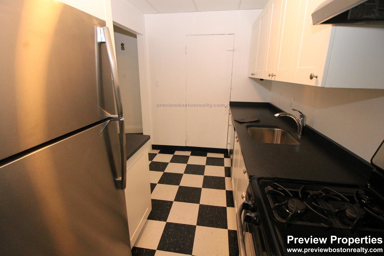 130 Brainerd Rd, Allston