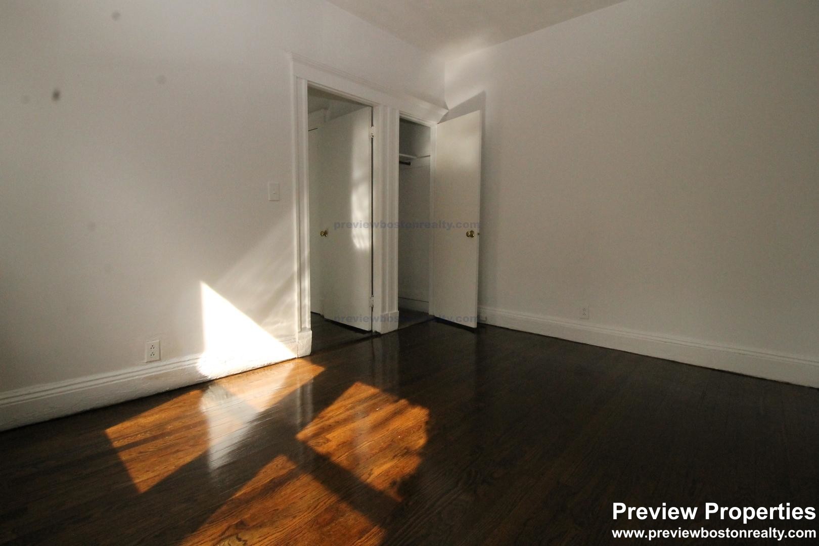 130 Brainerd Rd, Allston