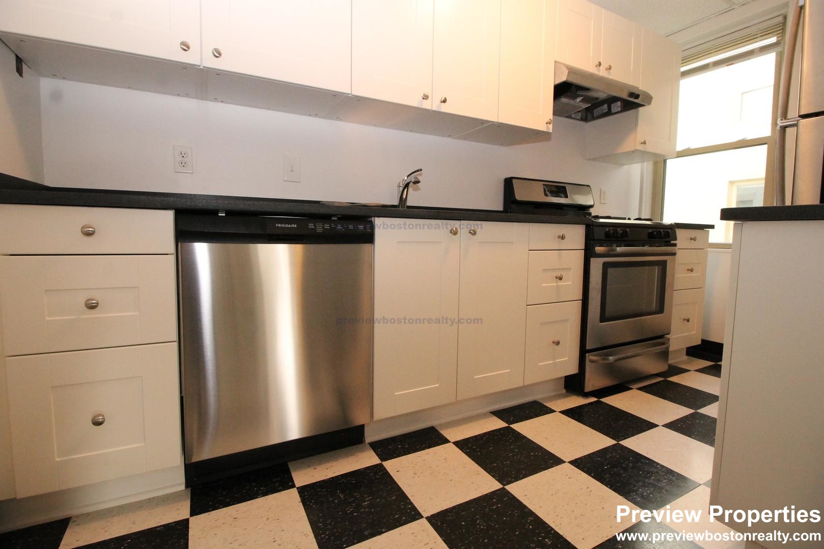 130 Brainerd Rd, Allston