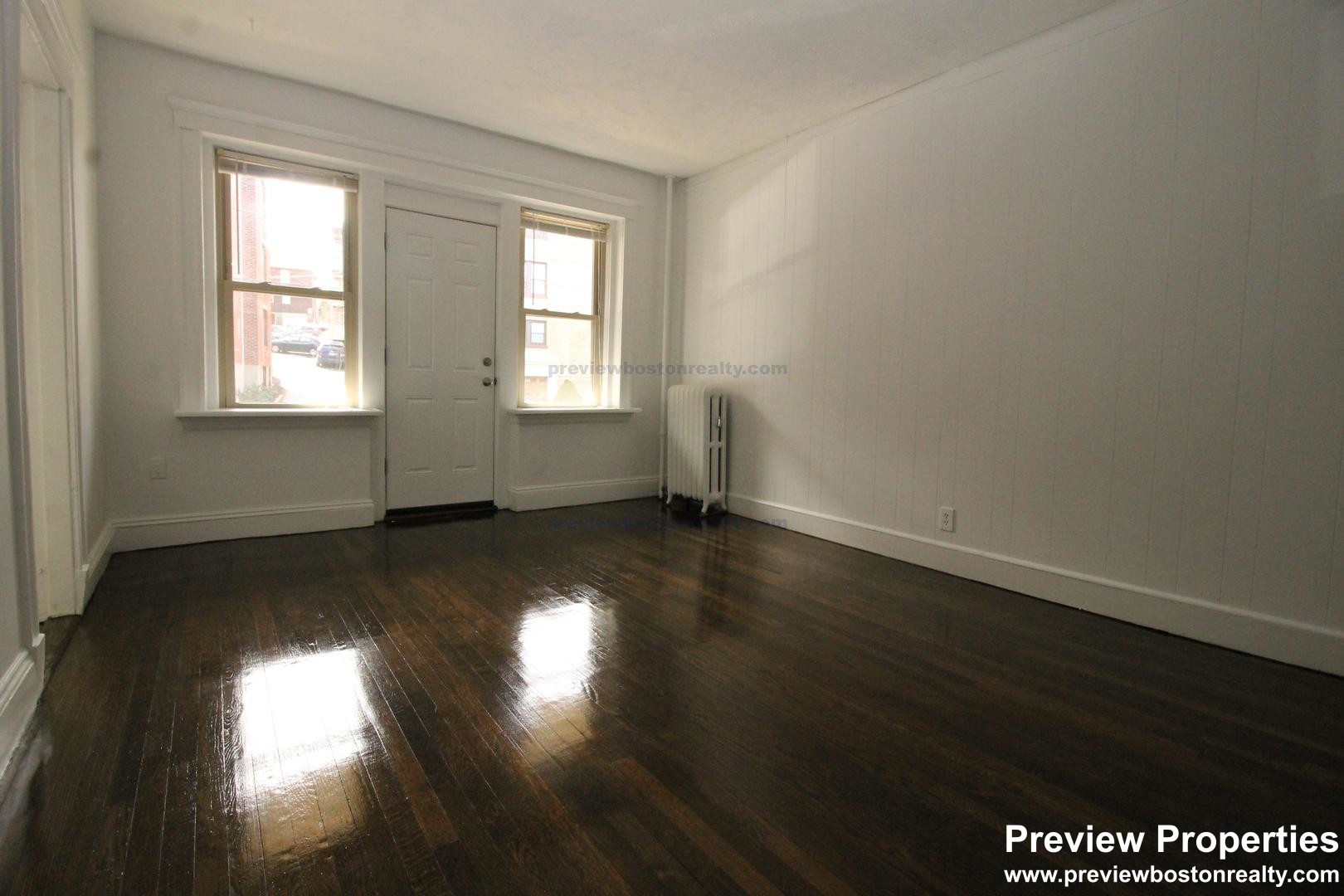 130 Brainerd Rd, Allston