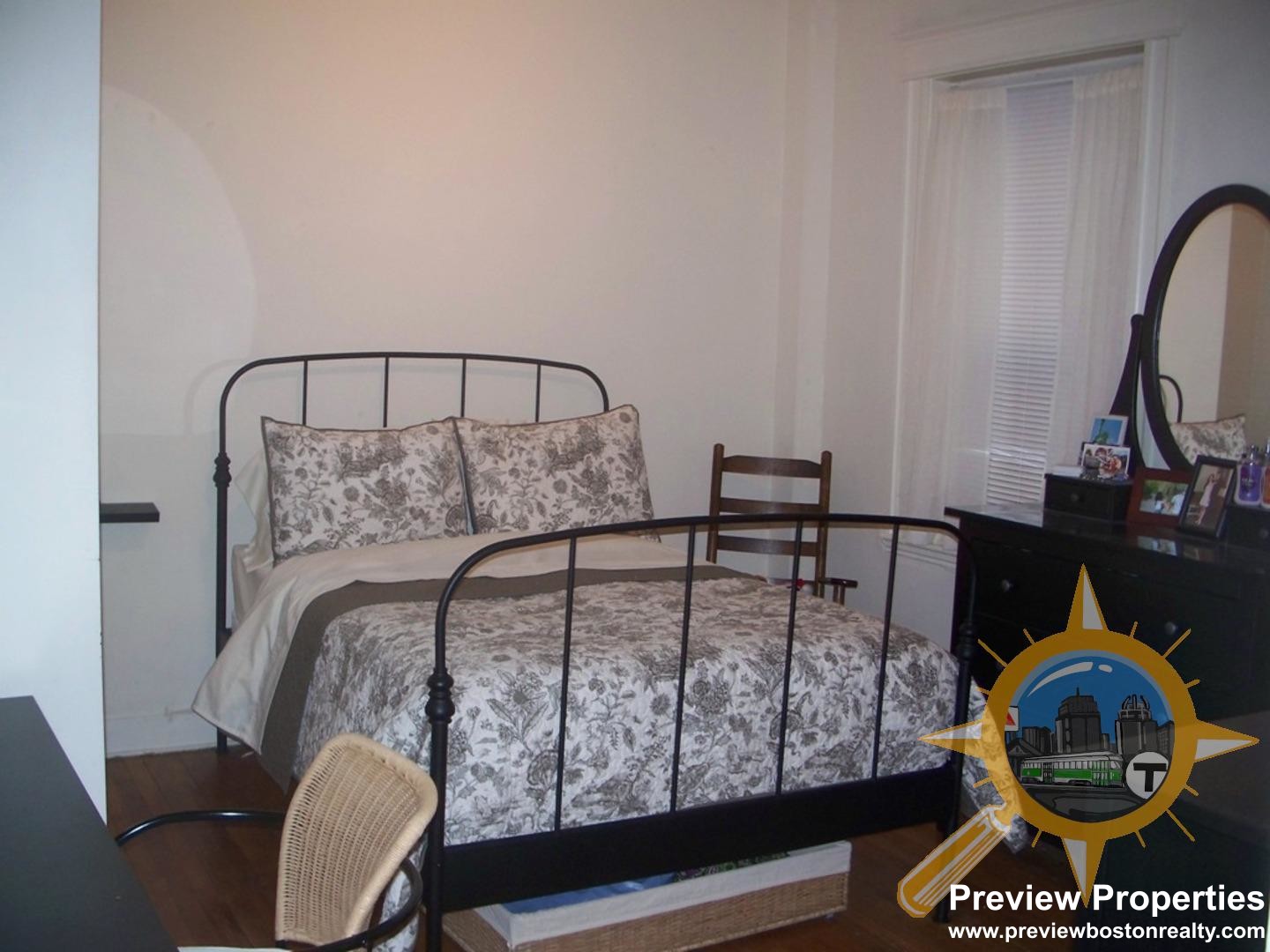 1669 Commonwealth Ave, Brighton