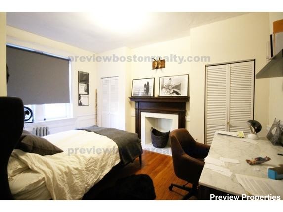 322 Saint Paul St, Brookline Village