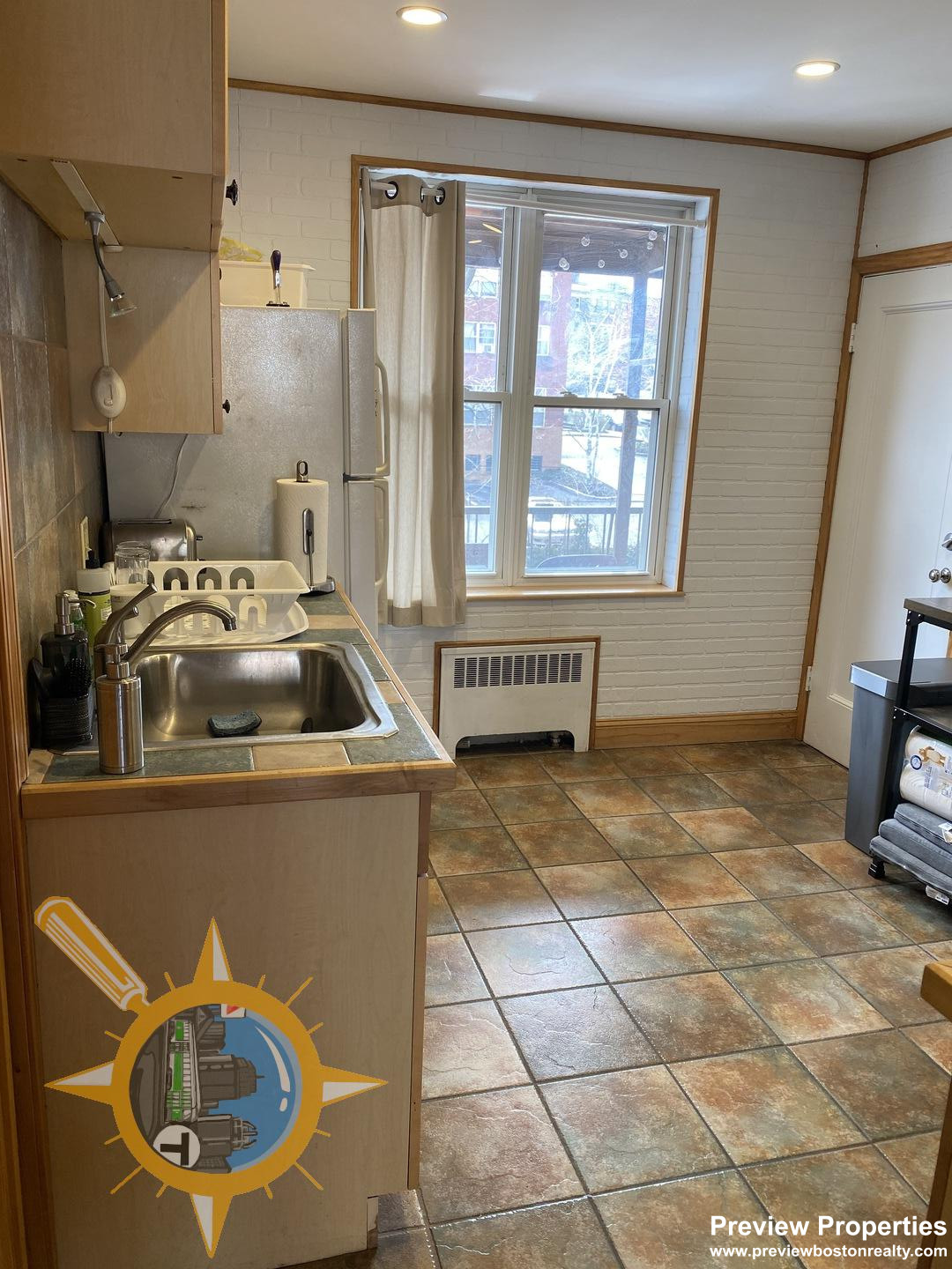 84 Strathmore Rd, Brighton