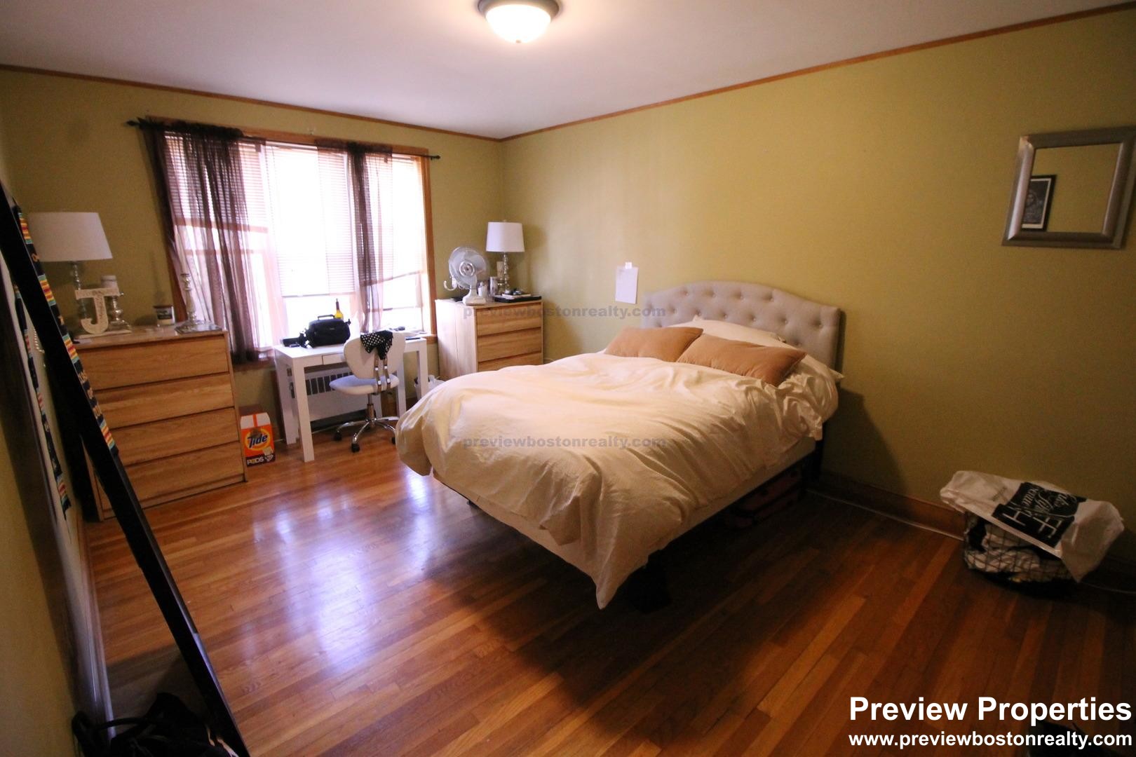 84 Strathmore Rd, Brighton