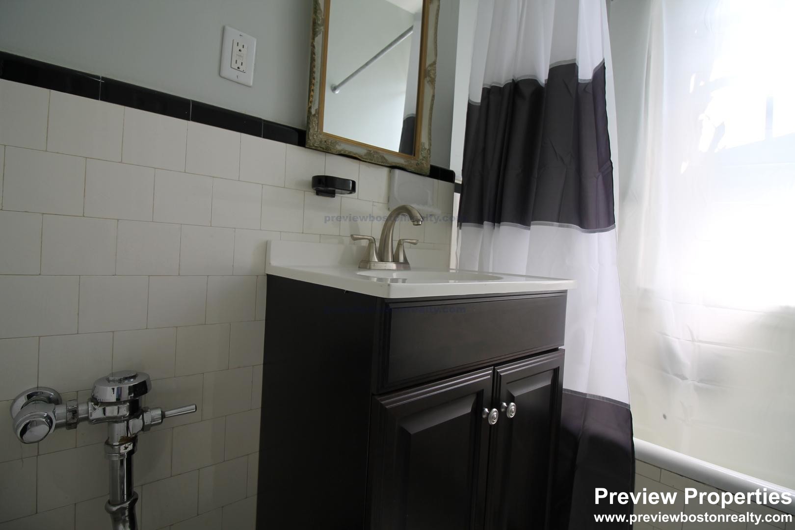 Studio bed, 1 bath apartment for rent at 48 Strathmore Rd Unit 34, Brighton — photo 4 of 36