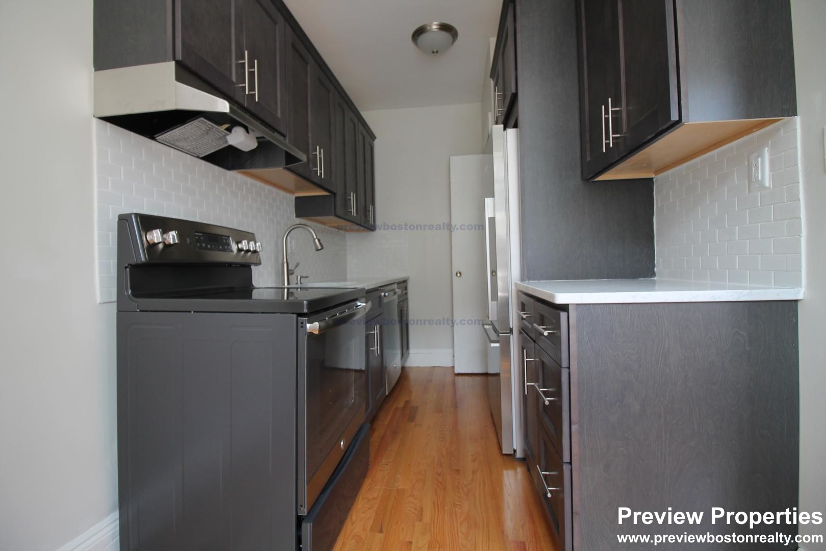 Studio bed, 1 bath apartment for rent at 48 Strathmore Rd Unit 34, Brighton — photo 10 of 36