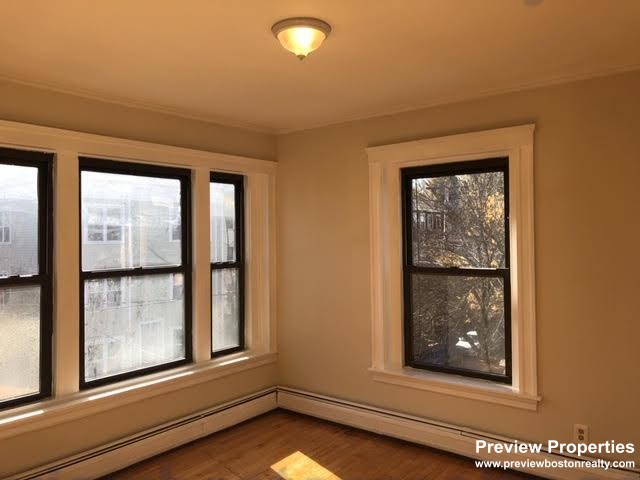 9 Upland Rd, Porter Square