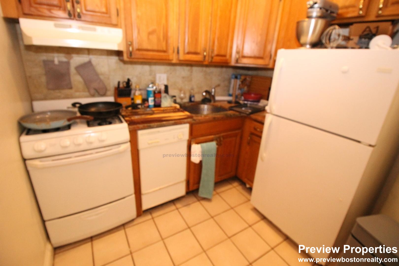 240 Kelton St, Brighton