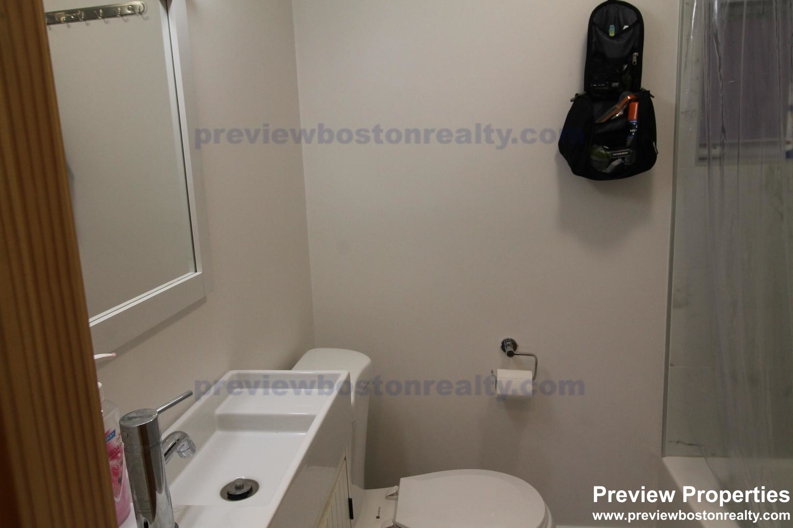 20 Winthrop St, Roxbury