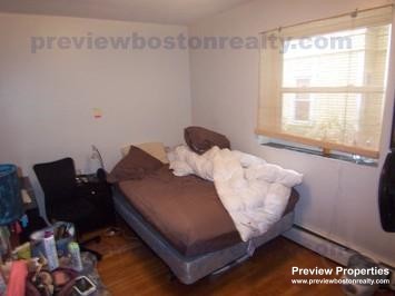 34 Gardner St, Allston