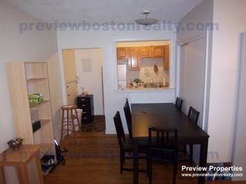 34 Gardner St, Allston