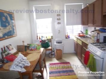 1626 Commonwealth Ave, Brighton